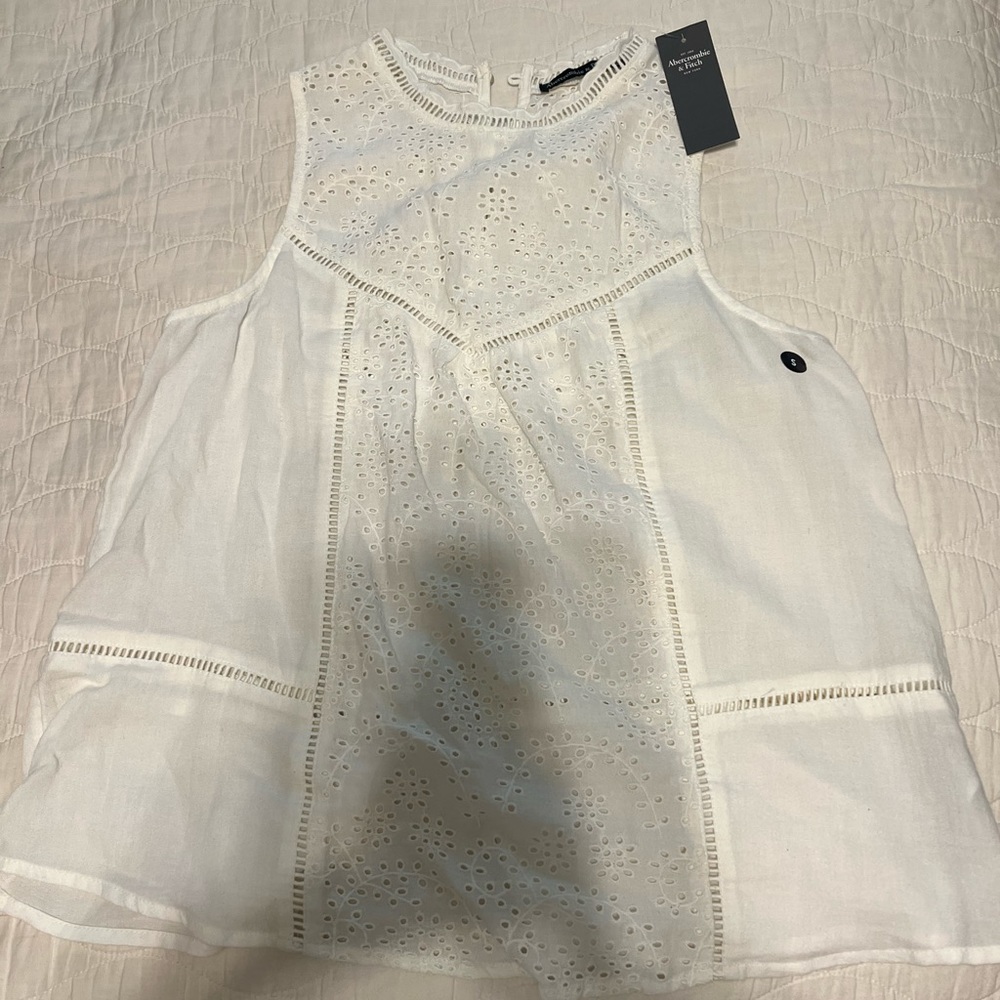 Abercrombie white top